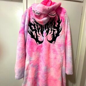 Scummy bears fuzzy cloak